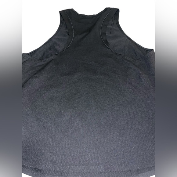 EUC Lululemon Racerback Seamless Edge Cropped Running Tank Size Black XS/S - Picture 6 of 10